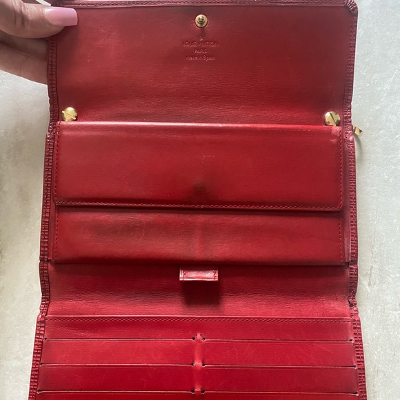 SOLD ✨✨Authentic Louis Vuitton Epi ✨✨ - Picture 10 of 14